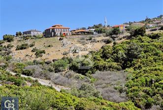 AYVACIK/KOCAKÖY'DE KÖYÜN DİBİNDE,RESMİ YOLU OLAN"5472M2 ARAZİ"