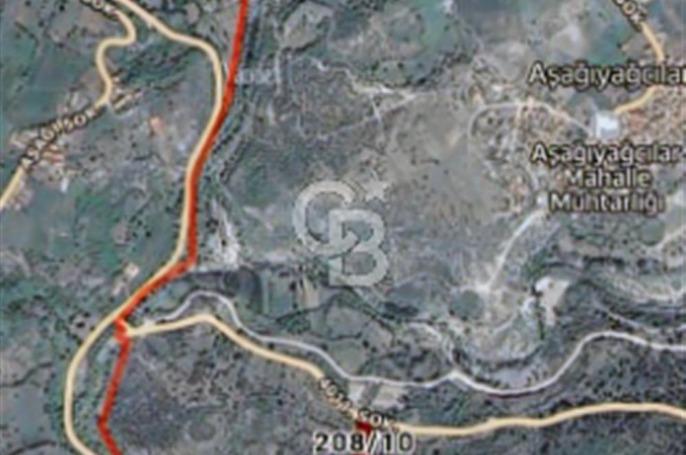 Balıkesir/Dursunbey Aşağıyağcılar'da asfalta cepheli 1741m2...
