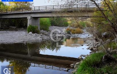 Balıkesir/Dursunbey Aşağıyağcılar'da asfalta cepheli 1741m2...