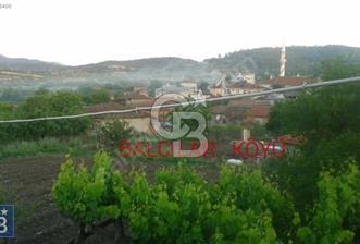 LAPSEKİ KÖPRÜ BÖLGESİNDE İMARA BİTİŞİK RESMİ YOLLU "535M2"PARSEL