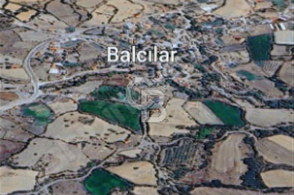LAPSEKİ KÖPRÜ BÖLGESİNDE İMARA BİTİŞİK RESMİ YOLLU "535M2"PARSEL