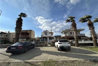 Cundada Denize Sıfır Lüks ve Konforlu Satılık 5+1 Villa