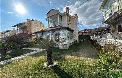 Cundada Denize Sıfır Lüks ve Konforlu Satılık 5+1 Villa
