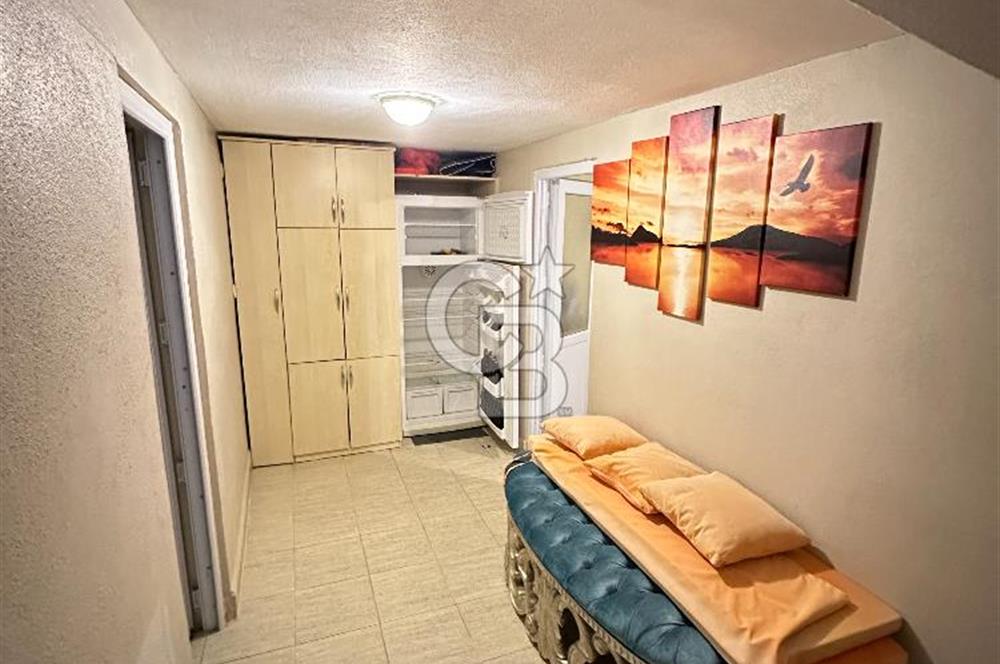 Cundada Denize Sıfır Lüks ve Konforlu Satılık 5+1 Villa