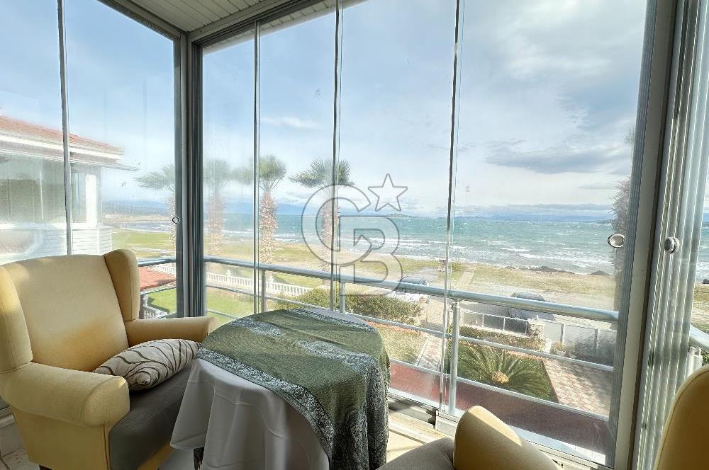 Cundada Denize Sıfır Lüks ve Konforlu Satılık 5+1 Villa