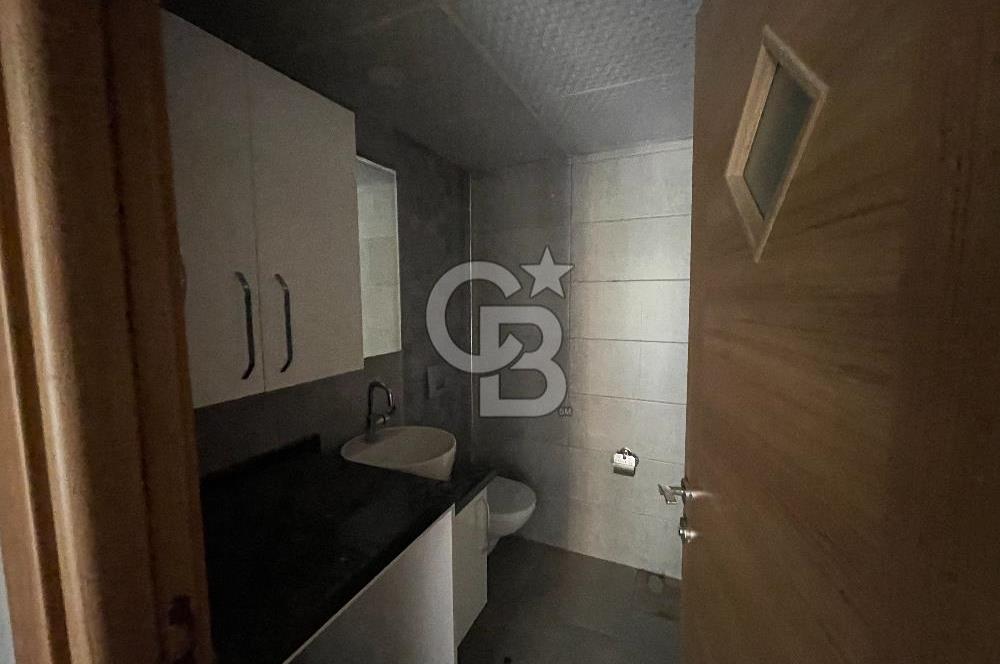 Ulukent Şehir Merkezinde Oturma Hazır Temiz Satılık 2+1 Daire