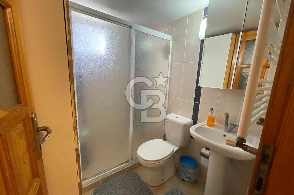 Çiğli İzkent'te Deniz Manzaralı 2+1 Satılık Daire