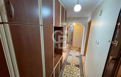 Çiğli İzkent'te Deniz Manzaralı 2+1 Satılık Daire