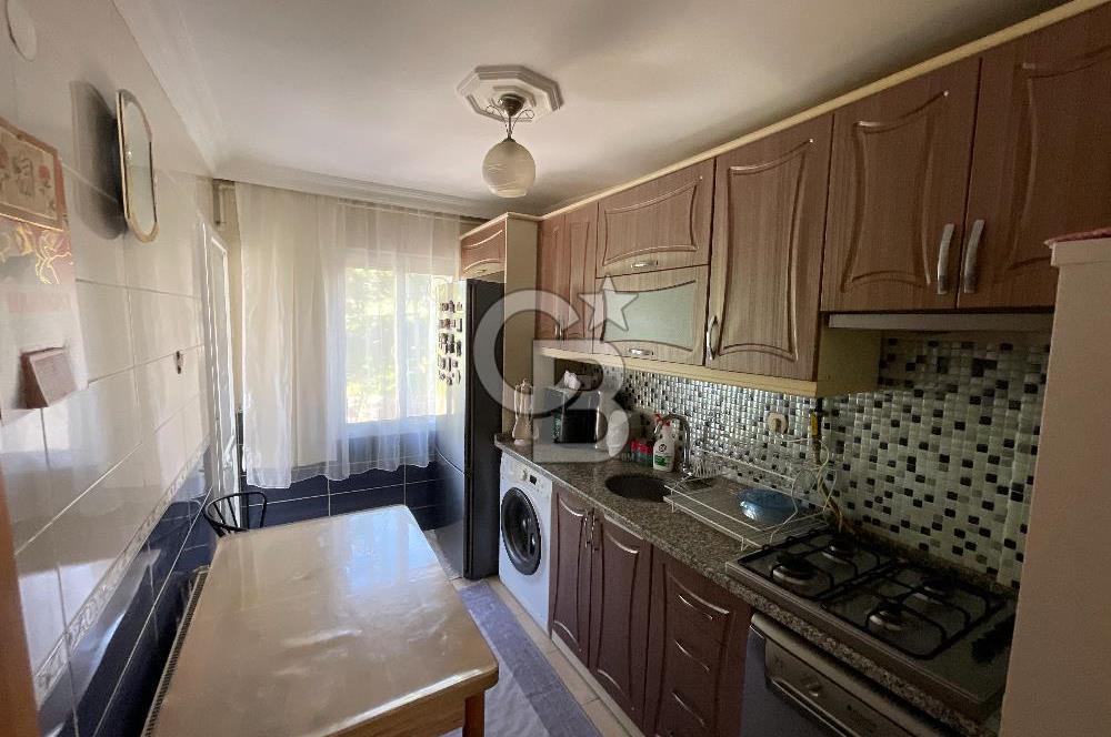Çiğli İzkent'te Deniz Manzaralı 2+1 Satılık Daire