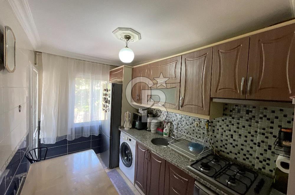 Çiğli İzkent'te Deniz Manzaralı 2+1 Satılık Daire