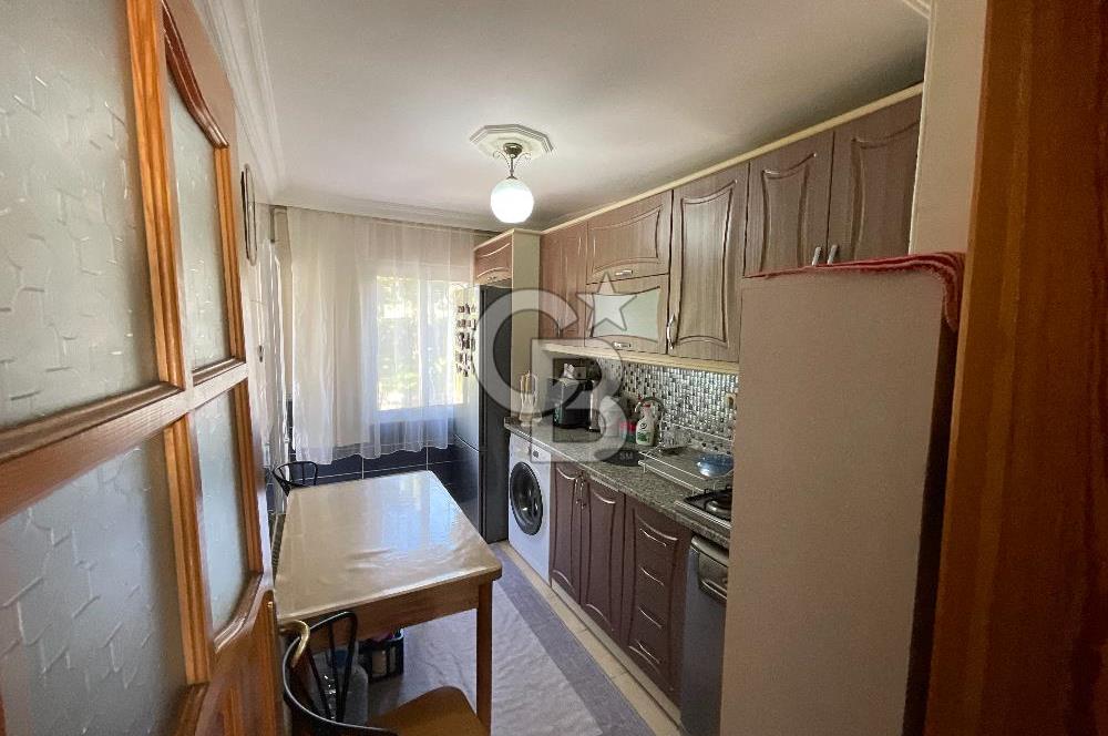 Çiğli İzkent'te Deniz Manzaralı 2+1 Satılık Daire