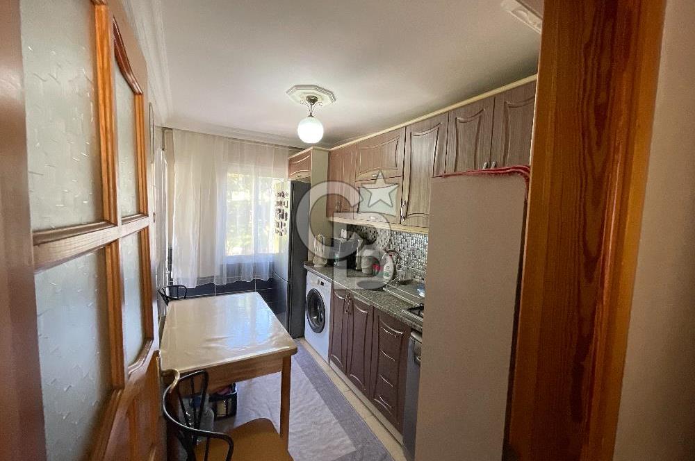 Çiğli İzkent'te Deniz Manzaralı 2+1 Satılık Daire