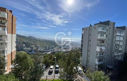 Çiğli İzkent'te Deniz Manzaralı 2+1 Satılık Daire