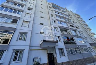 Çiğli İzkent'te Deniz Manzaralı 2+1 Satılık Daire