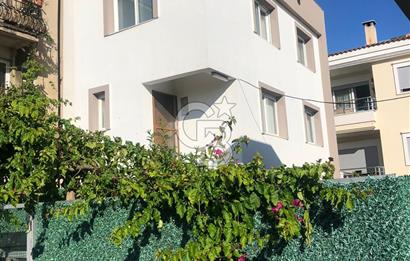 ÇEŞME MERKEZ'DE SATILIK 3+1  TRİPLEKS VİLLA