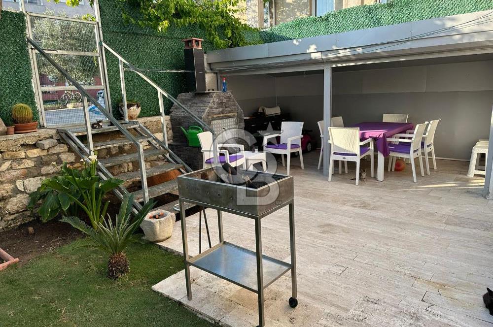 ÇEŞME MERKEZ'DE SATILIK 3+1  TRİPLEKS VİLLA