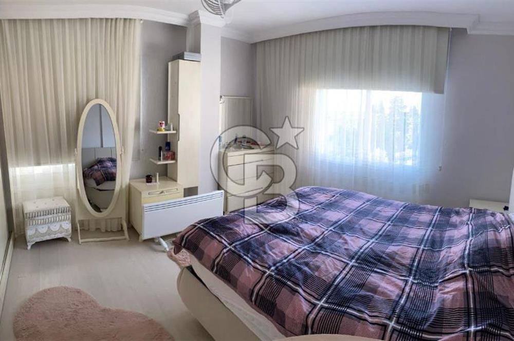 ÇEŞME MERKEZ'DE SATILIK 3+1  TRİPLEKS VİLLA
