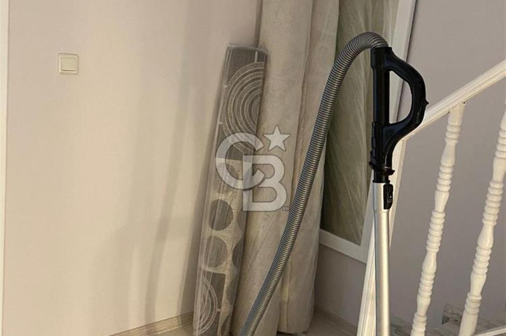 ÇEŞME MERKEZ'DE SATILIK 3+1  TRİPLEKS VİLLA