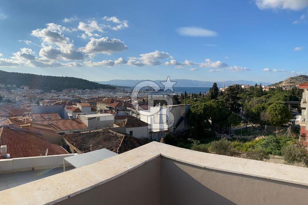 ÇEŞME MERKEZ'DE SATILIK 3+1  TRİPLEKS VİLLA