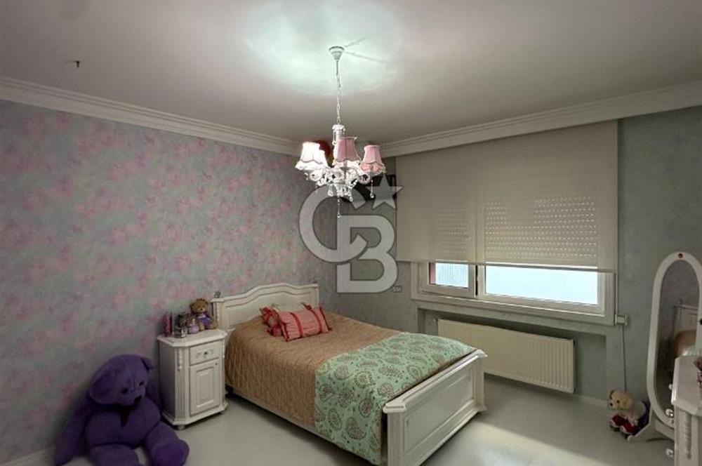 Florya Adakale'de 260m² Lüks Tasarımlı Masrafsız 4+1 Daire