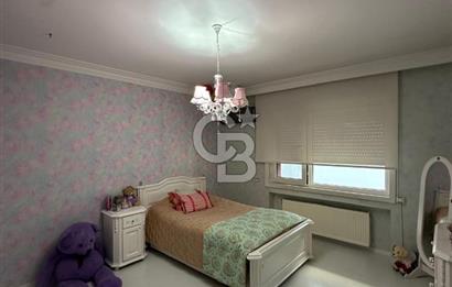 Florya Adakale'de 260m² Lüks Tasarımlı Masrafsız 4+1 Daire