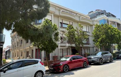 Florya Adakale'de 260m² Lüks Tasarımlı Masrafsız 4+1 Daire