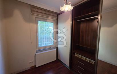 Balmumcuda Müstakil Binada Bahçeli Giriş Katı 4+1 Kiralık Ofis