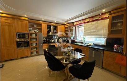 Florya Adakale'de 260m² Lüks Tasarımlı Masrafsız 4+1 Daire