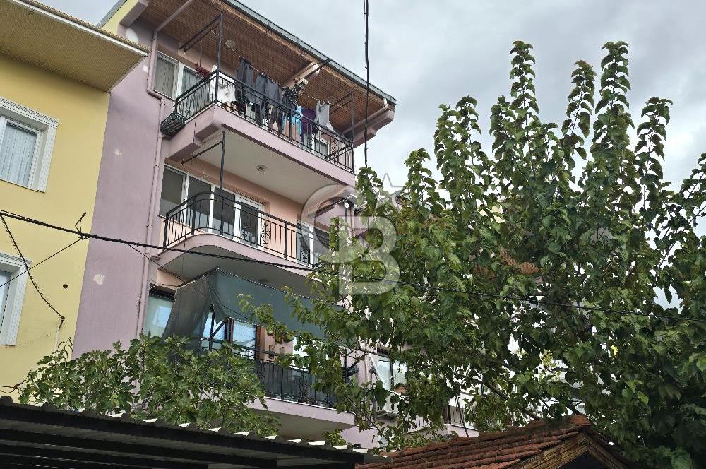 BORNOVA İNÖNÜ MAHALLESİ’NDE 3+1 115 M² KİRALIK ARAKAT DAİRE