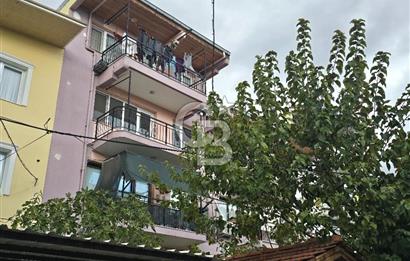 BORNOVA İNÖNÜ MAHALLESİ’NDE 3+1 115 M² KİRALIK ARAKAT DAİRE