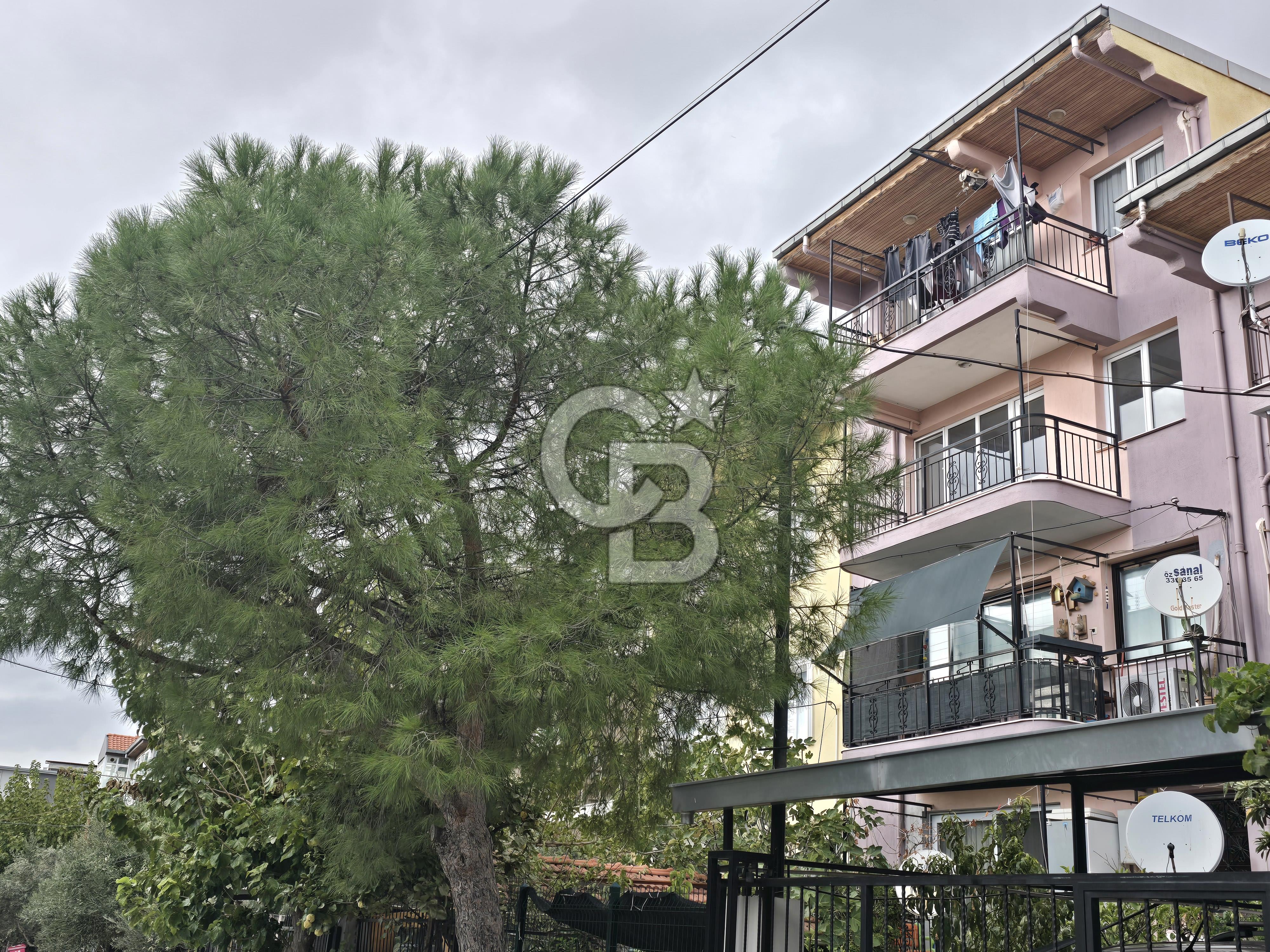 BORNOVA İNÖNÜ MAHALLESİ’NDE 3+1 115 M² KİRALIK ARAKAT DAİRE