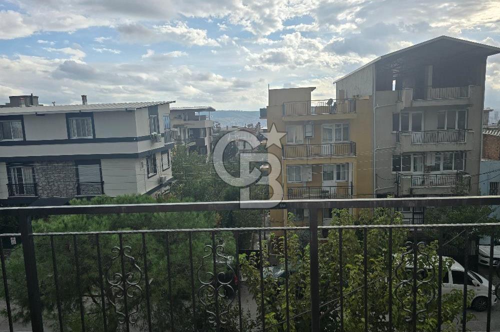 BORNOVA İNÖNÜ MAHALLESİ’NDE 3+1 115 M² KİRALIK ARAKAT DAİRE