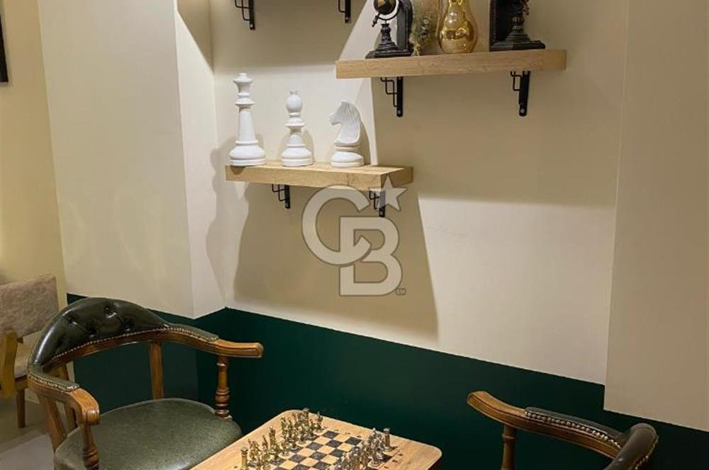 Karşıyaka Merkezde, Çarşı, İzbana Yürüme Mesafesinde Devren Kafe