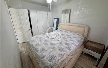 Bayraklı Postacılar'da  Full Tadilatlı Doğalgazlı Ara Kat Satılık 3+1 Daire
