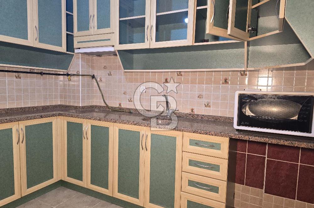 BORNOVA İNÖNÜ MAHALLESİ’NDE 3+1 115 M² KİRALIK ARAKAT DAİRE