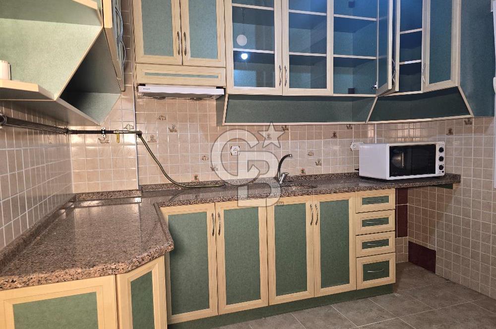 BORNOVA İNÖNÜ MAHALLESİ’NDE 3+1 115 M² KİRALIK ARAKAT DAİRE