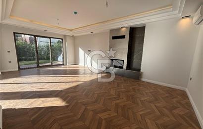 BAĞDAT CADDESİ PARALELİNDE KAPALI GARAJ VE HAVUZLU LÜX 4+1 VİLLA