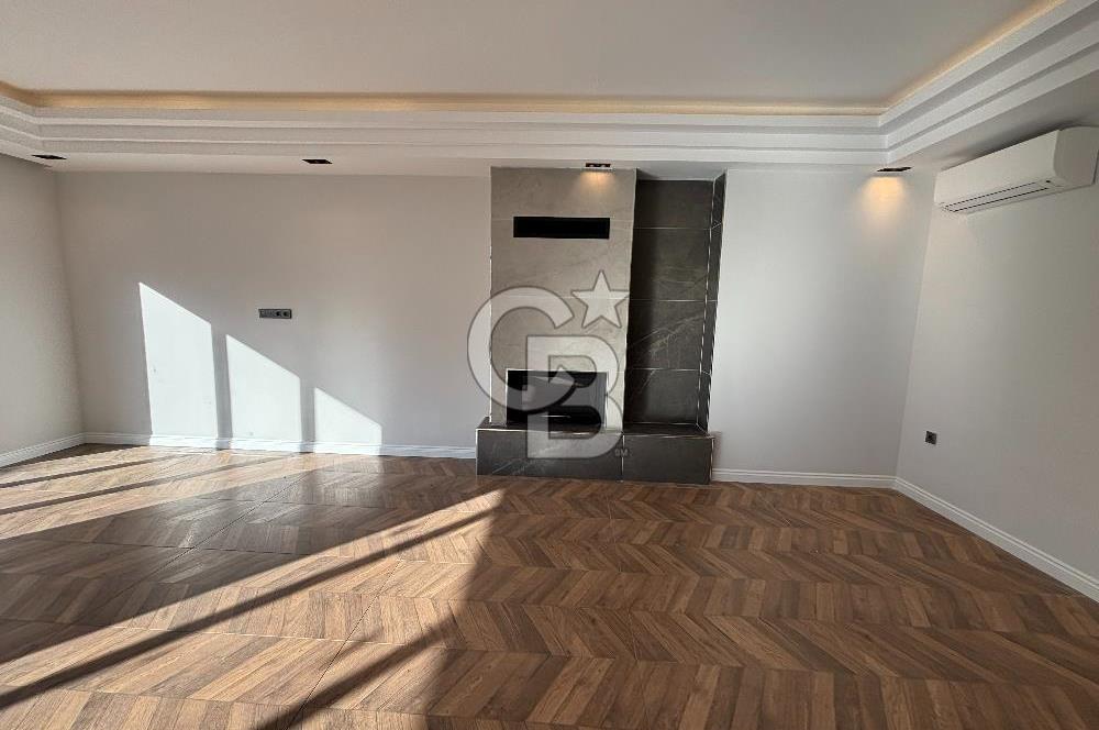 BAĞDAT CADDESİ PARALELİNDE KAPALI GARAJ VE HAVUZLU LÜX 4+1 VİLLA