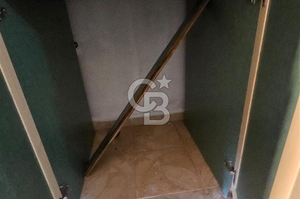 BORNOVA İNÖNÜ MAHALLESİ’NDE 3+1 115 M² KİRALIK ARAKAT DAİRE