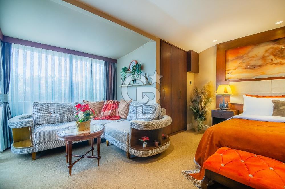 BEYOĞLU CİHANGİRDE DENİZ MANZARALI SATILIK OTEL