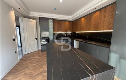 BAĞDAT CADDESİ PARALELİNDE KAPALI GARAJ VE HAVUZLU LÜX 4+1 VİLLA