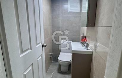 Bayraklı Postacılar'da  Full Tadilatlı Doğalgazlı Ara Kat Satılık 3+1 Daire