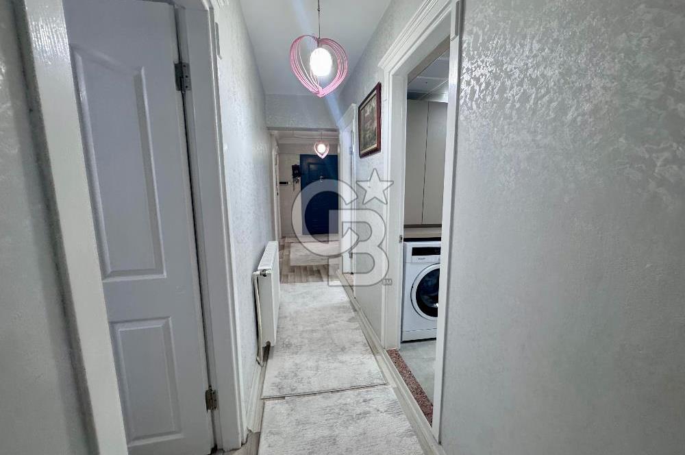 Bayraklı Postacılar'da  Full Tadilatlı Doğalgazlı Ara Kat Satılık 3+1 Daire