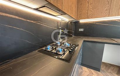 BAĞDAT CADDESİ PARALELİNDE KAPALI GARAJ VE HAVUZLU LÜX 4+1 VİLLA