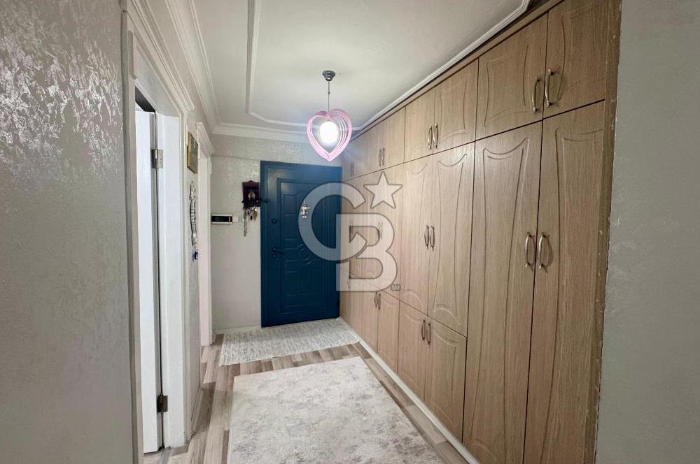Bayraklı Postacılar'da  Full Tadilatlı Doğalgazlı Ara Kat Satılık 3+1 Daire