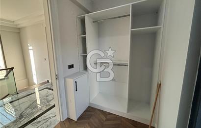 BAĞDAT CADDESİ PARALELİNDE KAPALI GARAJ VE HAVUZLU LÜX 4+1 VİLLA