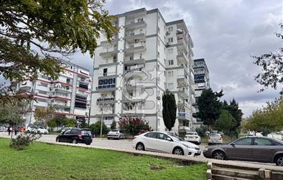 Bayraklı Postacılar'da  Full Tadilatlı Doğalgazlı Ara Kat Satılık 3+1 Daire