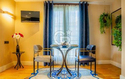 BEYOĞLU CİHANGİRDE DENİZ MANZARALI SATILIK OTEL