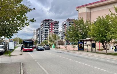 Bayraklı Postacılar'da  Full Tadilatlı Doğalgazlı Ara Kat Satılık 3+1 Daire