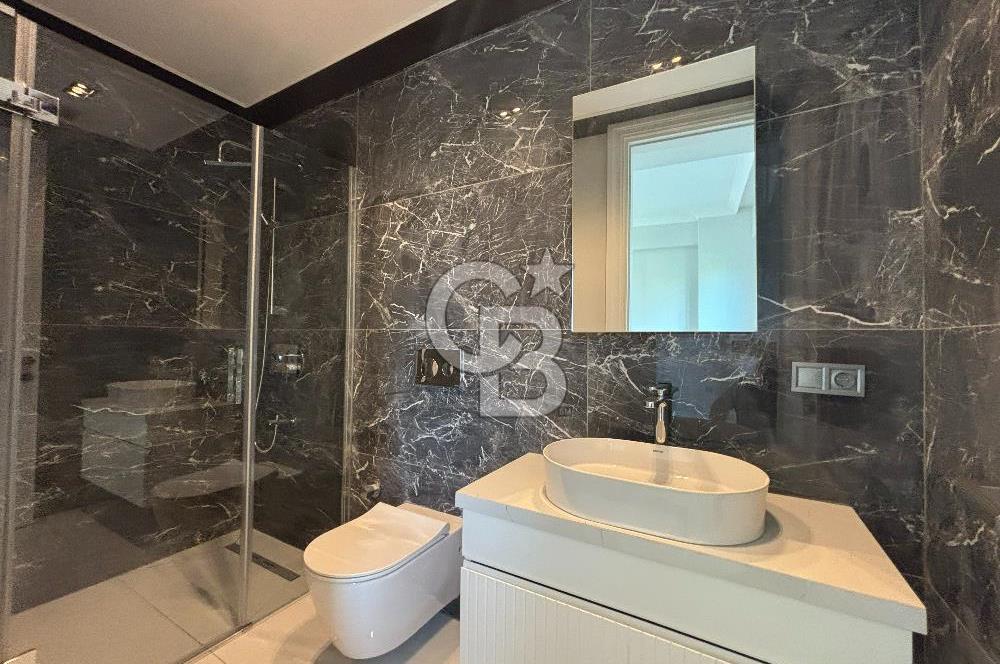 BAĞDAT CADDESİ PARALELİNDE KAPALI GARAJ VE HAVUZLU LÜX 4+1 VİLLA